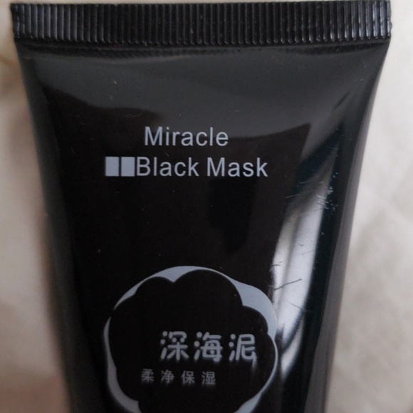 Black Mask - Picture 2 of 4